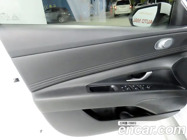 Hyundai Avante CN7 — Фото автомобиля 16