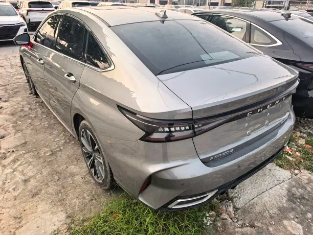 Chery Arrizo 8 2023 1.6T DCT Comfort — Фото автомобиля 6