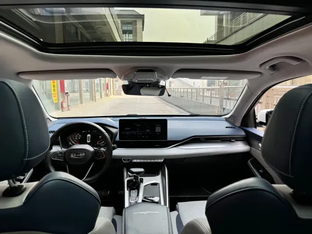 Geely Xingrui — Фото автомобиля 12