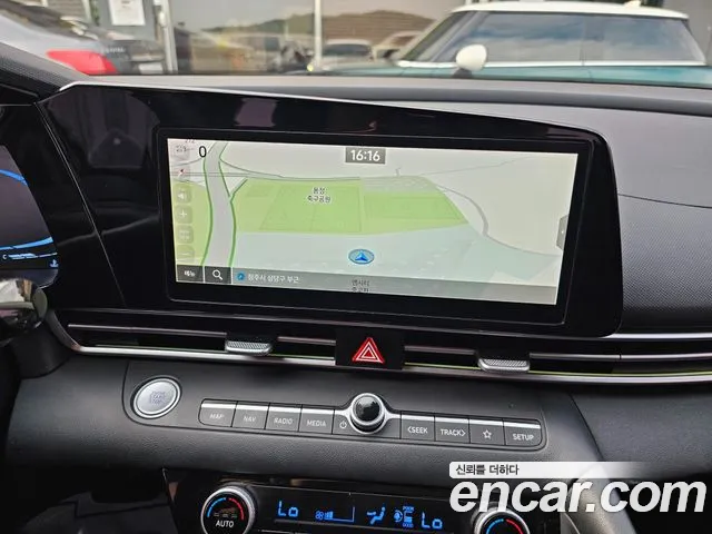 Hyundai Avante CN7 — Фото автомобиля 11