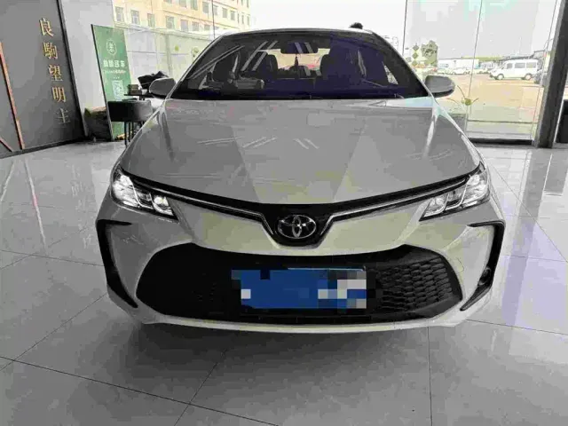 Toyota Corolla — Фото автомобиля 2