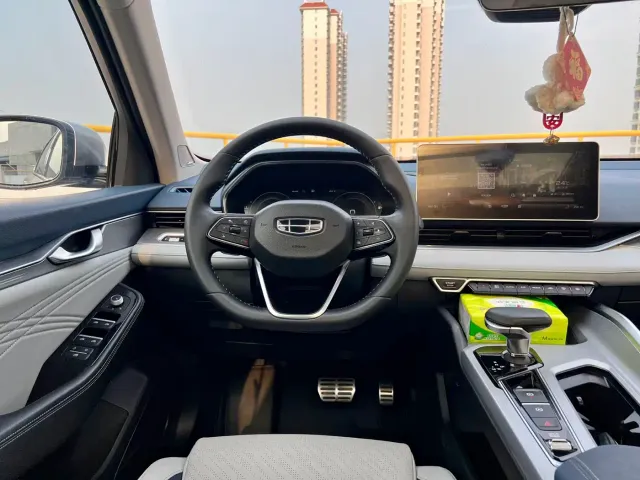 Geely Xingrui — Фото автомобиля 12