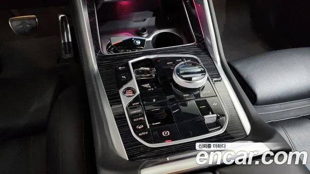 BMW X6 xDrive40i M Sport — Фото автомобиля 9