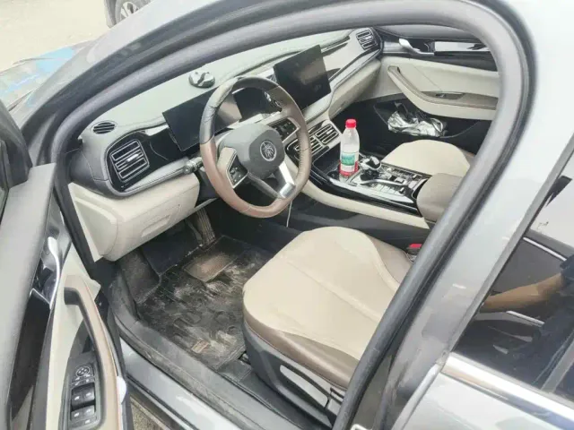 BYD Qin PLUS — Фото автомобиля 8