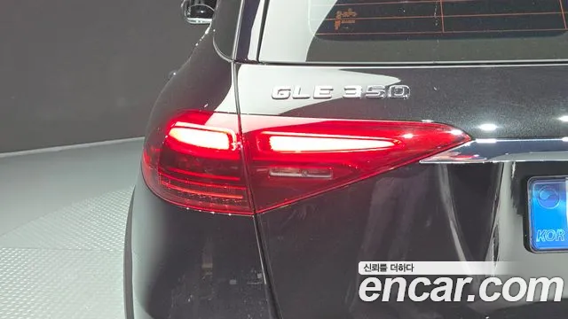 Mercedes-Benz GLE-Class — Фото автомобиля 21