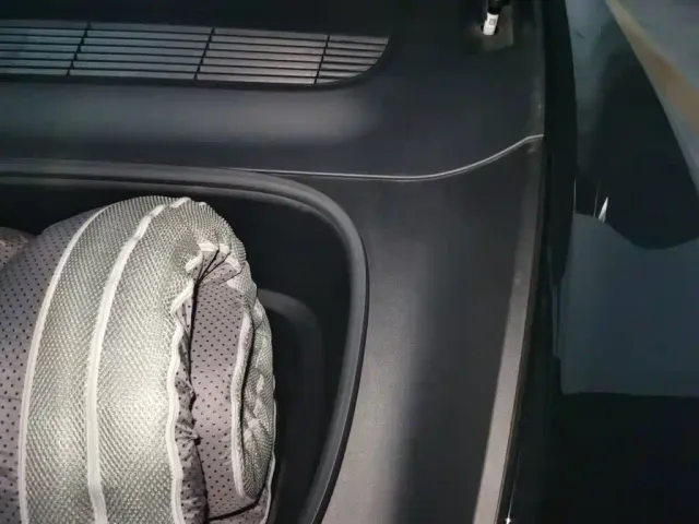 Tesla Model Y — Фото автомобиля 22