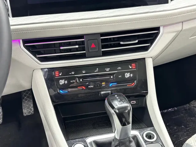 Volkswagen Sagitar — Фото автомобиля 17