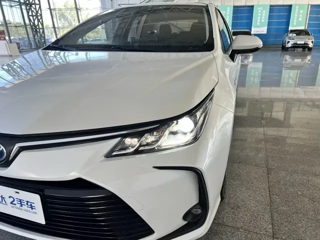 Toyota Corolla — Фото автомобиля 18