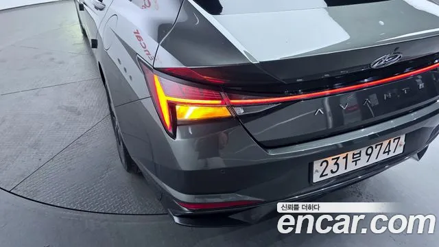 Hyundai AVANTE Avante (CN7) — Фото автомобиля 23