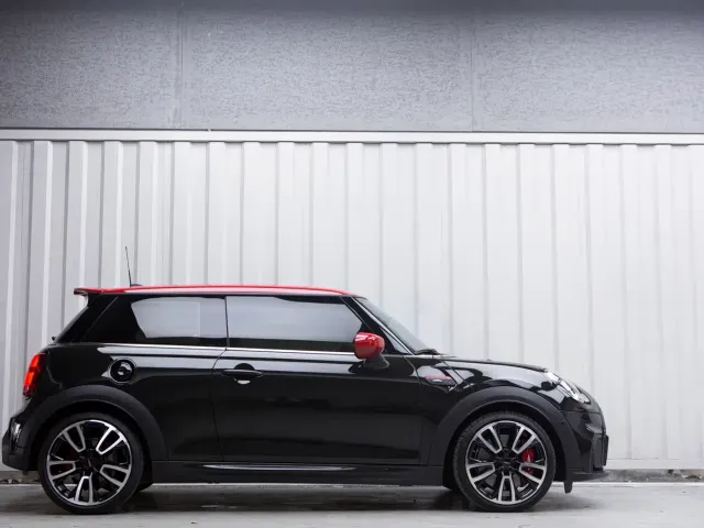 MINI John Cooper Works — Фото автомобиля 4