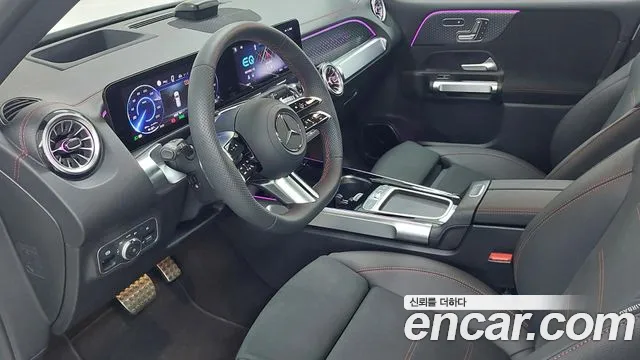 Mercedes-Benz EQB — Фото автомобиля 14