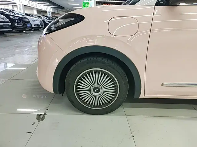 Wuling Bingo — Фото автомобиля 22