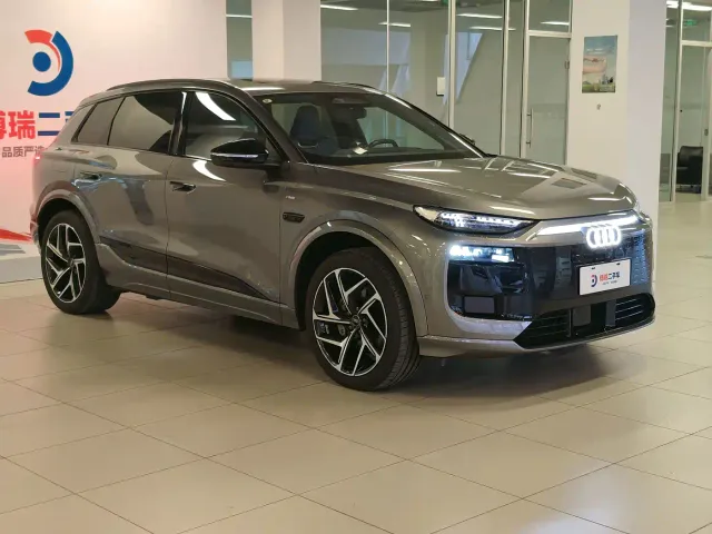 Audi Audi Q6L e-tron 2025 Model Pioneer Edition — Фото автомобиля 3