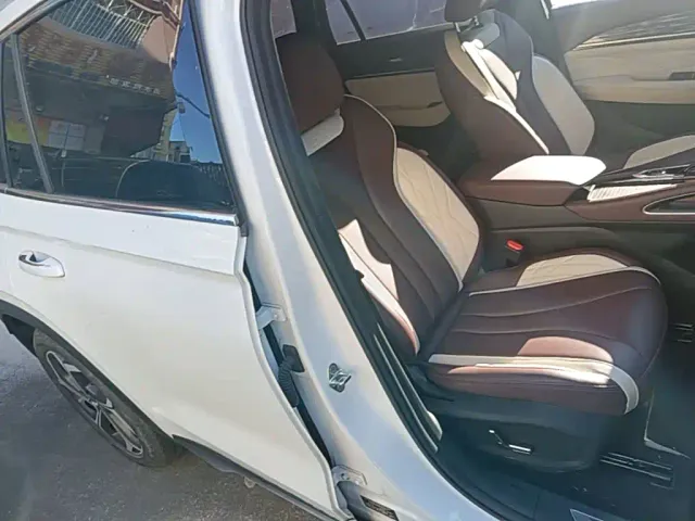 Geely Xingyue L — Фото автомобиля 24