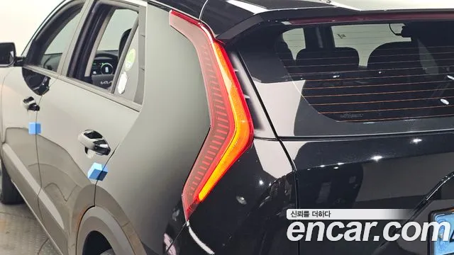 Kia Niro New — Фото автомобиля 23