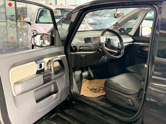 Baojun KiWi EV — Фото автомобиля 11
