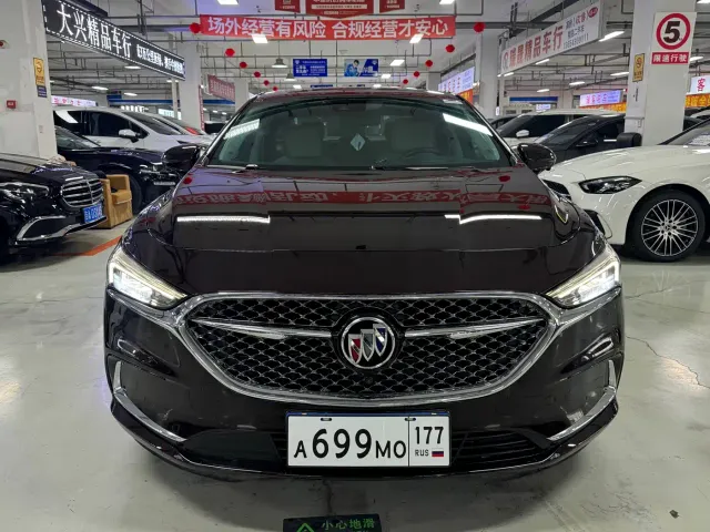 Buick LaCrosse — Фото автомобиля 2