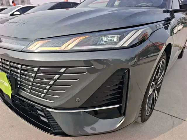 Changan Eado — Фото автомобиля 23