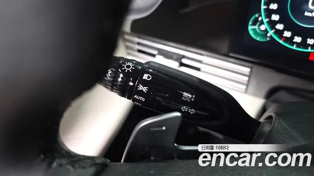 Hyundai Grandeur — Фото автомобиля 30
