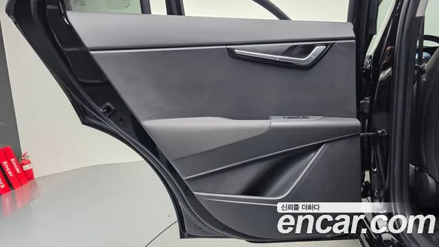 Kia Niro All Niro EV Air — Фото автомобиля 25