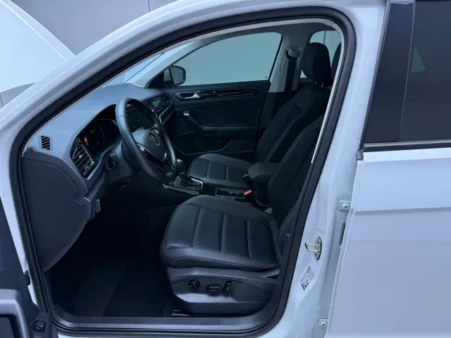 Volkswagen T-Roc — Фото автомобиля 16
