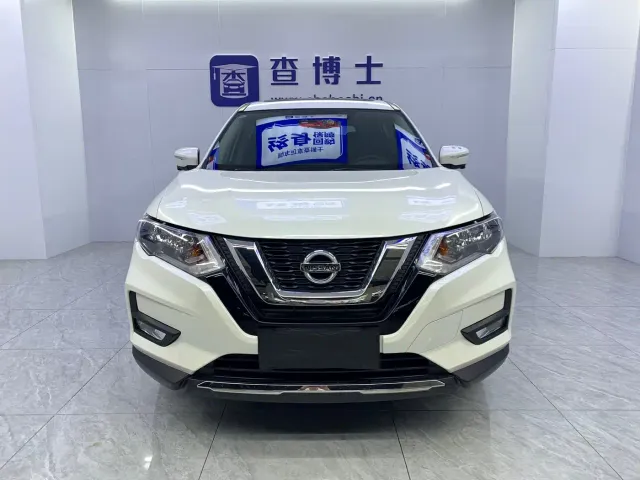 Nissan X-Trail — Фото автомобиля 2