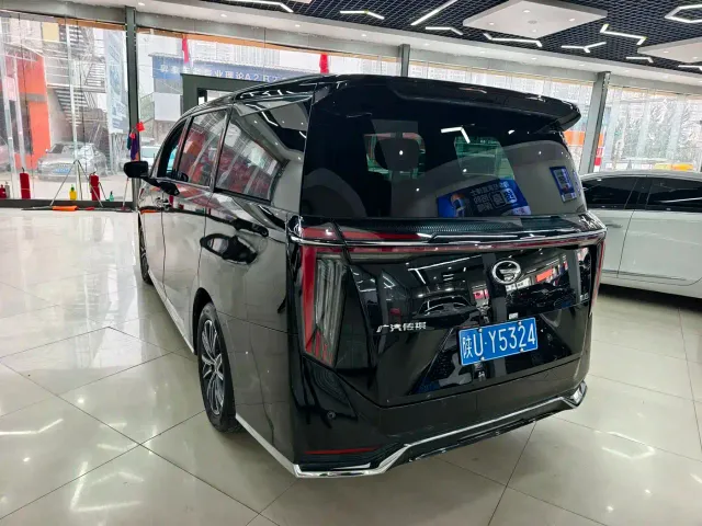 GAC Trumpchi M8 — Фото автомобиля 14