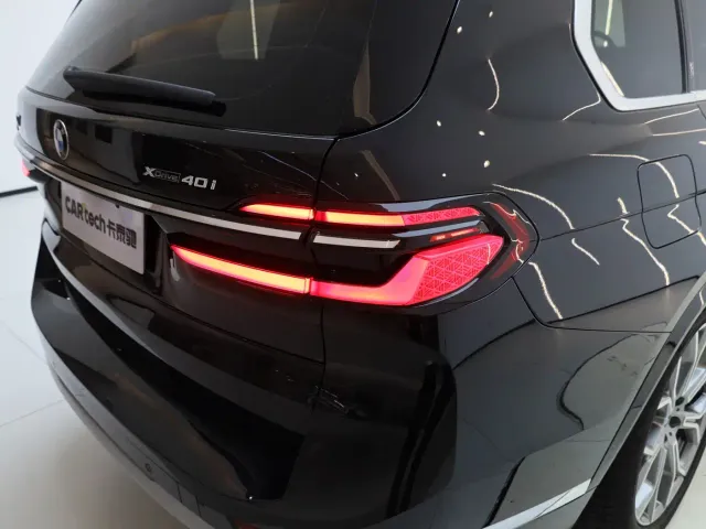 BMW X7 — Фото автомобиля 27