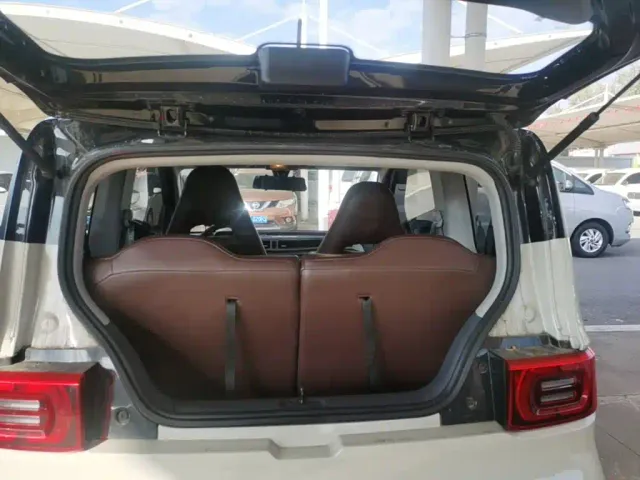 Wuling Hongguang Mini EV — Фото автомобиля 18
