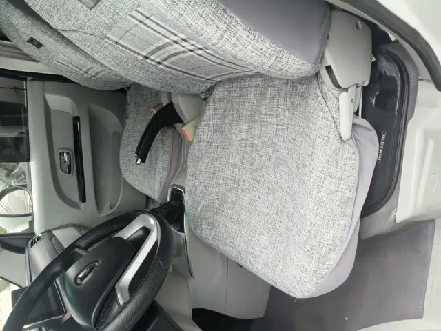 Jinbei New Hiace S — Фото автомобиля 19