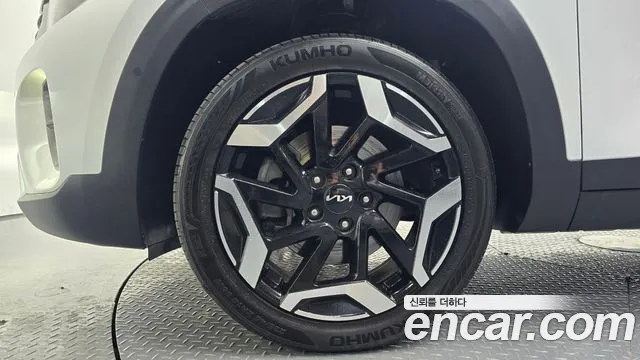 Kia Seltos — Фото автомобиля 5