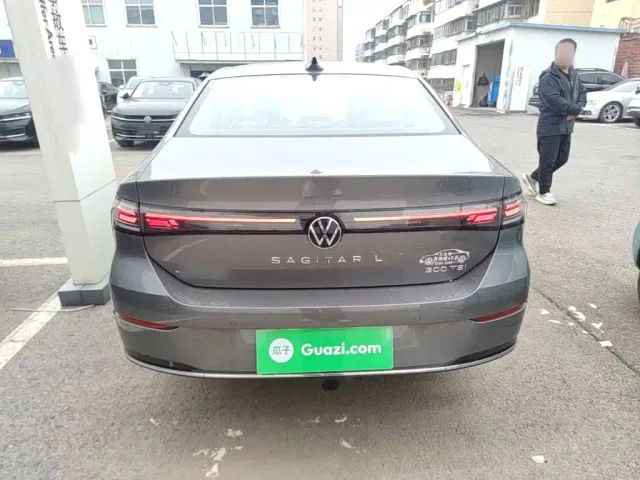 Volkswagen Sagitar — Фото автомобиля 5