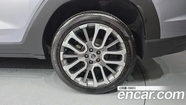 KGM Torres — Фото автомобиля 6