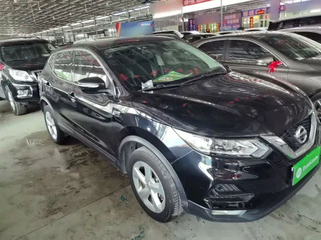 Nissan Qashqai — Фото автомобиля 3