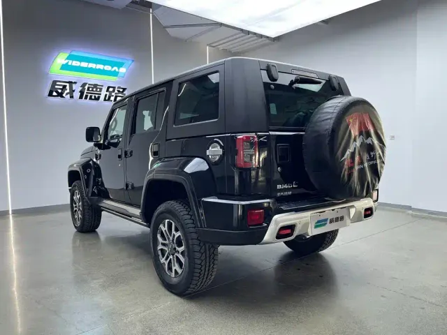 BAIC BJ40 — Фото автомобиля 8