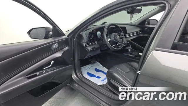 Hyundai AVANTE Avante (CN7) — Фото автомобиля 10