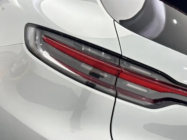Porsche Macan — Фото автомобиля 17