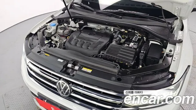 Volkswagen Tiguan — Фото автомобиля 6