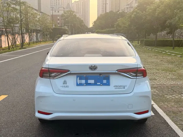 Toyota Corolla — Фото автомобиля 8