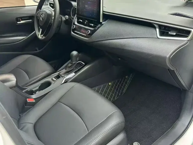 Toyota Corolla — Фото автомобиля 9