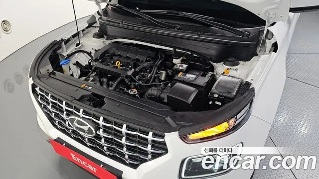 Hyundai Venue — Фото автомобиля 9