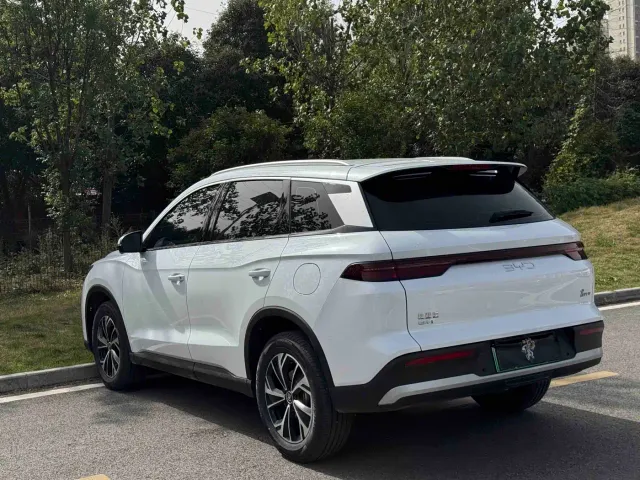 BYD Song Pro — Фото автомобиля 13