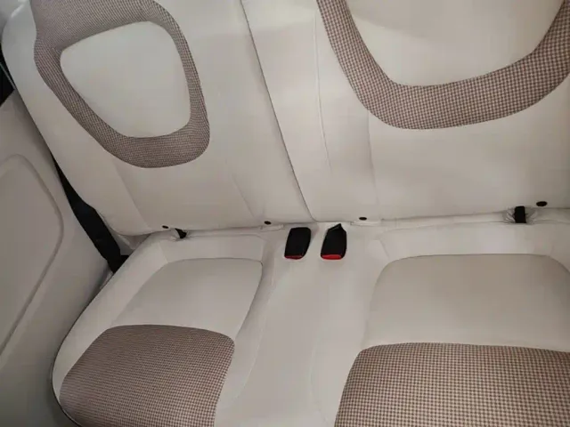 Wuling Hongguang Mini EV — Фото автомобиля 16