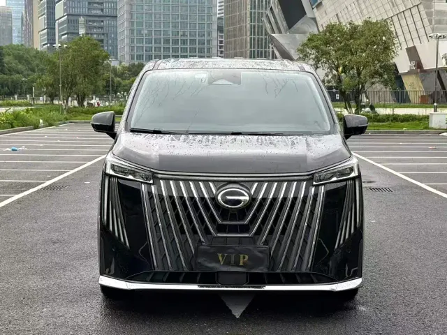 Фотография автомобиля — GAC Trumpchi M8