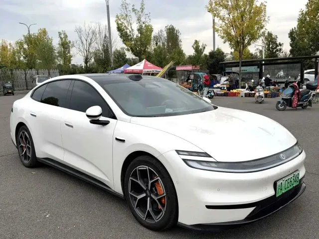 Changan Qiyuan A06 — Фото автомобиля 3