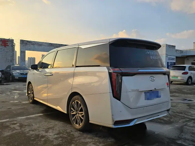 GAC Trumpchi M8 — Фото автомобиля 7