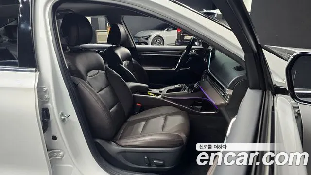 Hyundai Grandeur New — Фото автомобиля 15