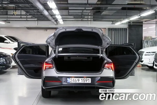 Hyundai Avante CN7 — Фото автомобиля 20