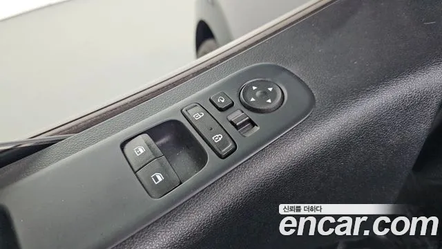 Hyundai Staria Staria Карго 5 мест — Фото автомобиля 13
