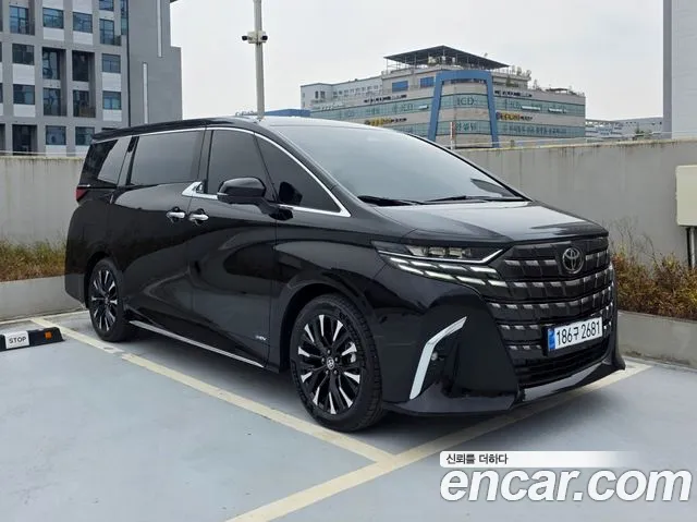 Toyota Alphard Generation 4 — Фото автомобиля 5